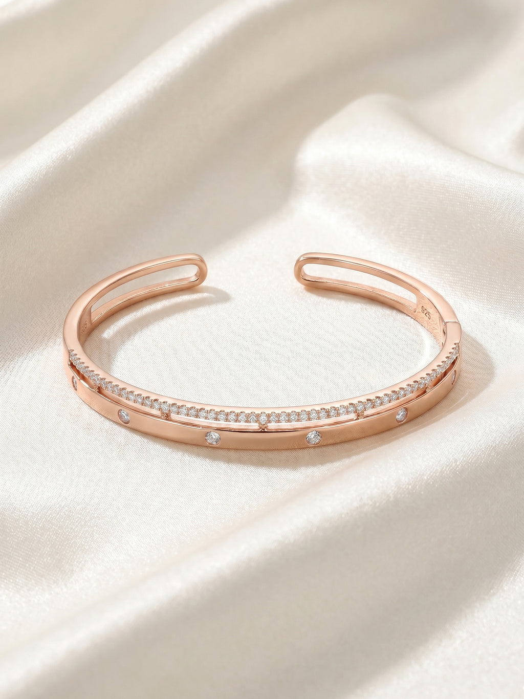Eclipse Horizon Cuff