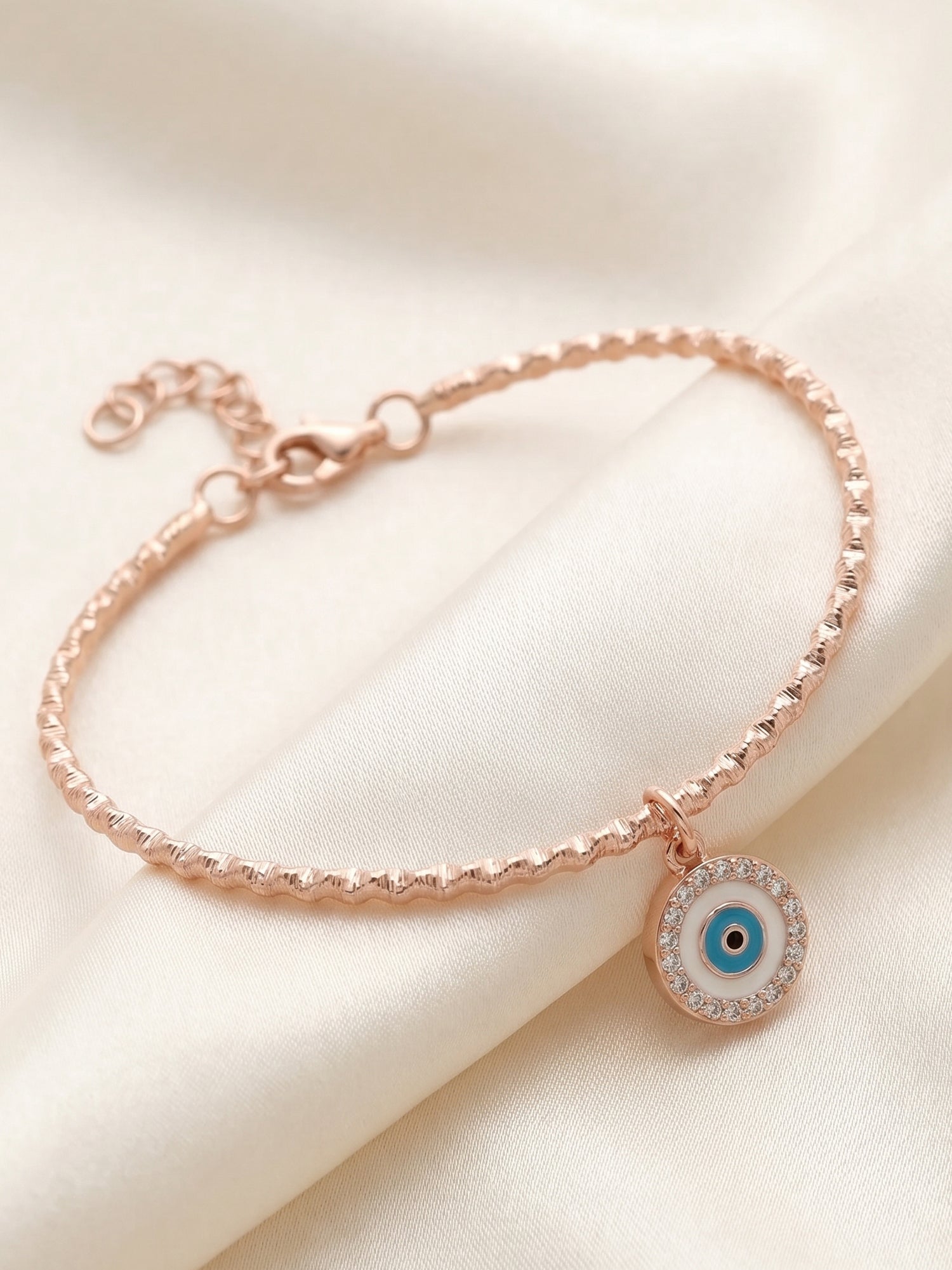 Selene Gaze Bracelet