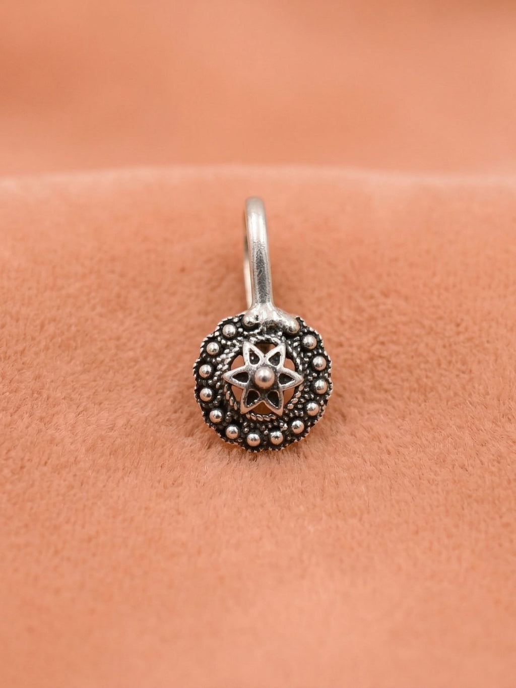 Oxidized Stellar Mandala Nose Pin