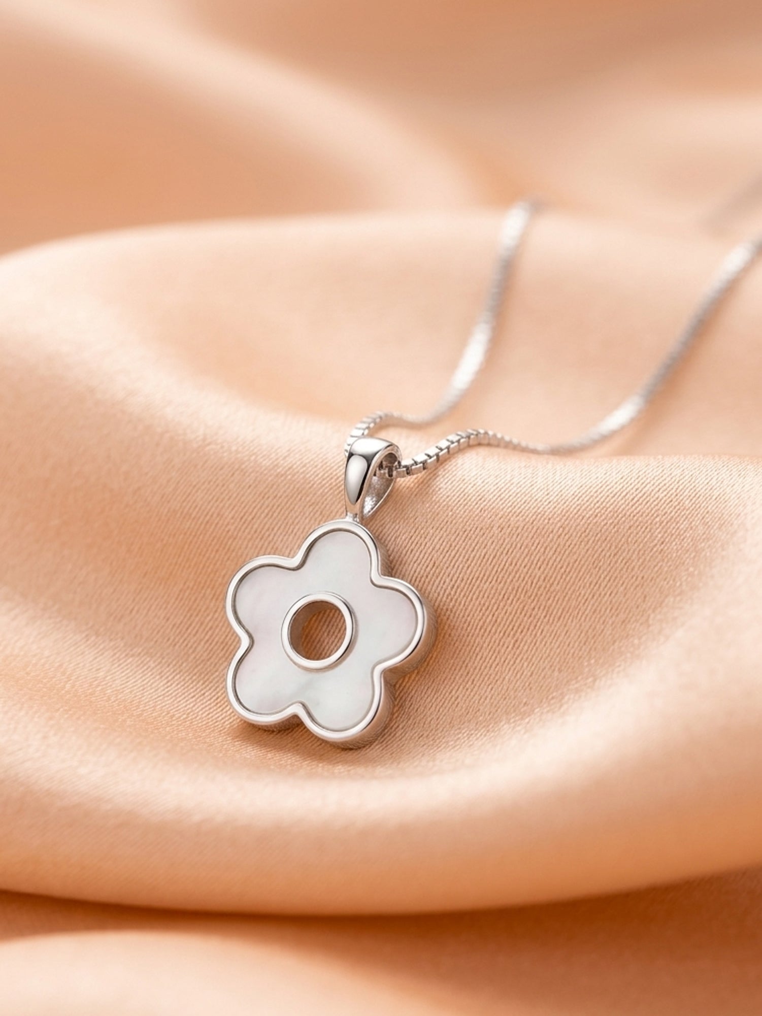 Mother of Pearl Open Flower Pendant Necklace