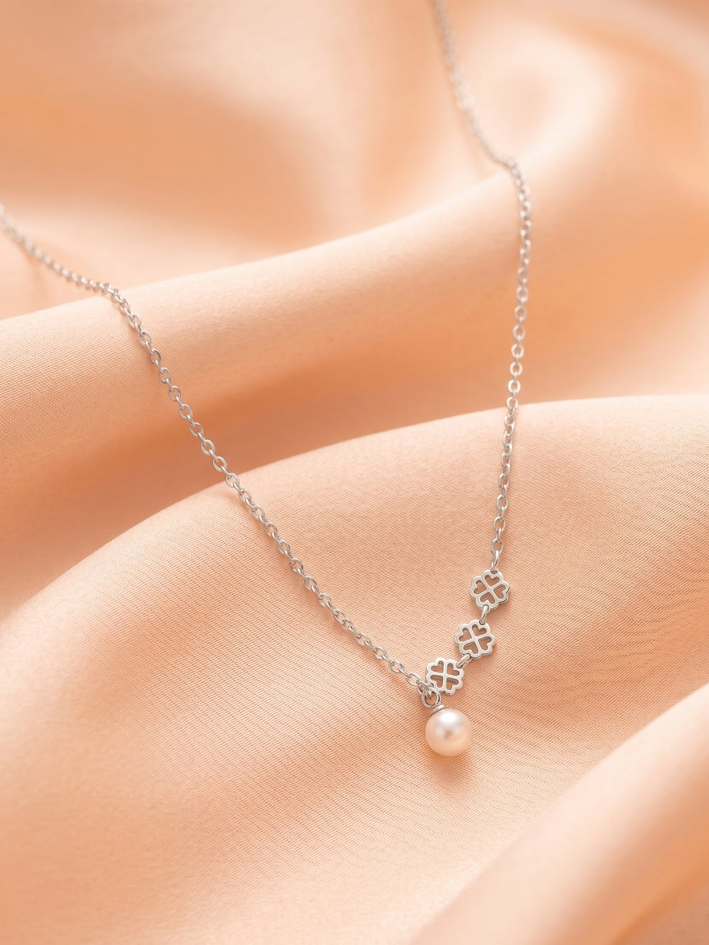 Silver Clover Trio & Pearl Drop Necklace