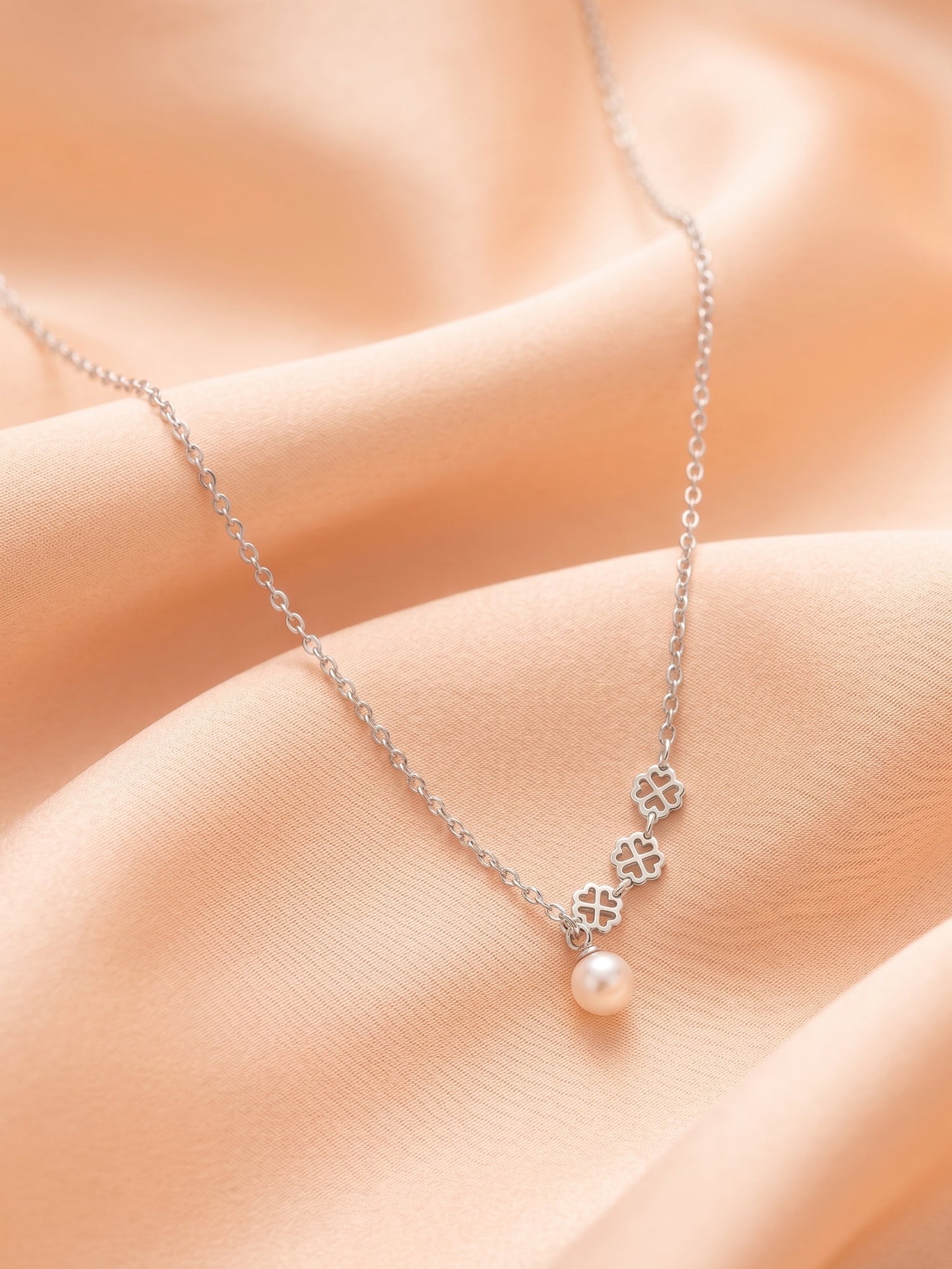 Silver Clover Trio & Pearl Drop Necklace