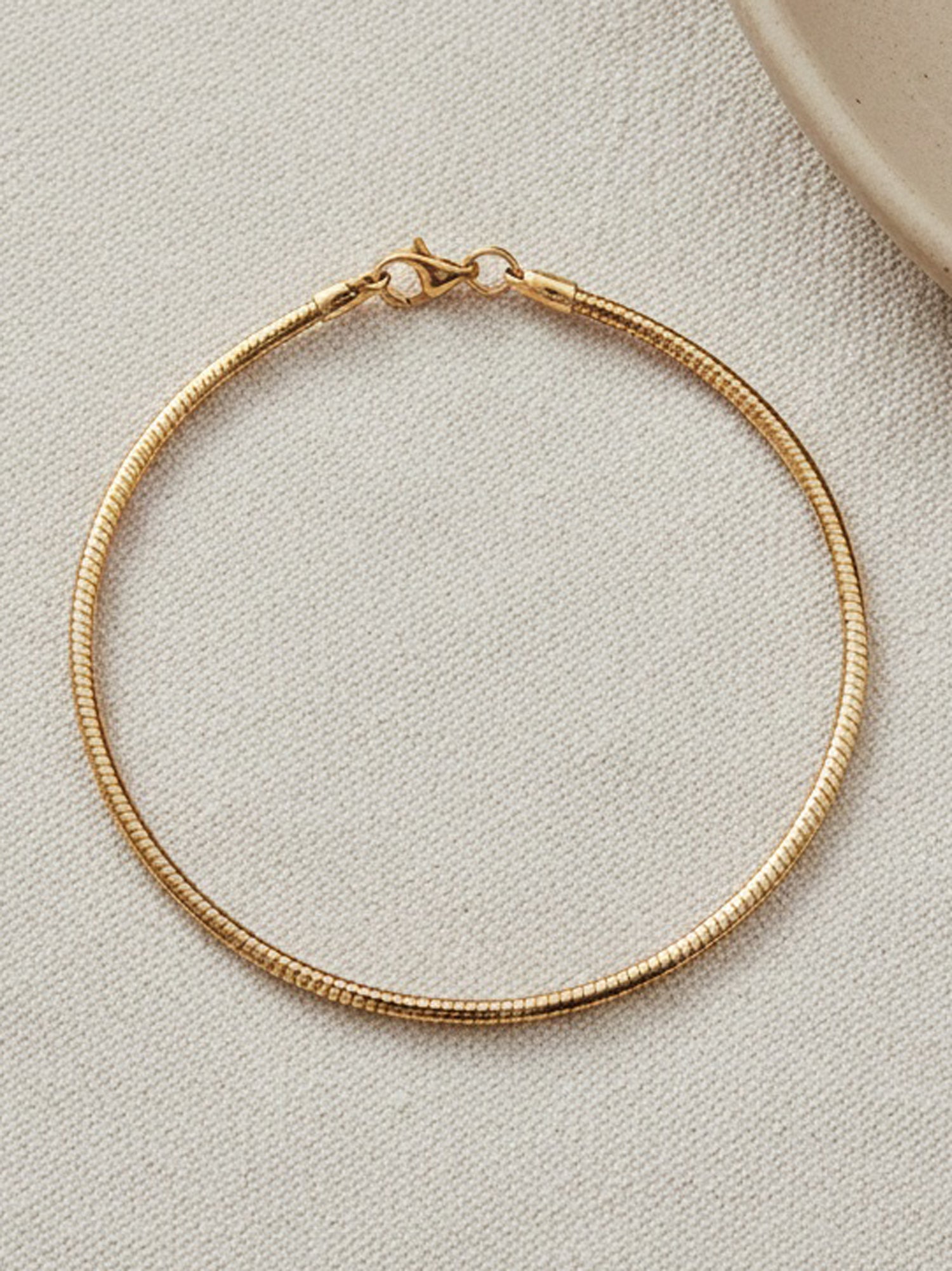 Rose Serpentine Bracelet