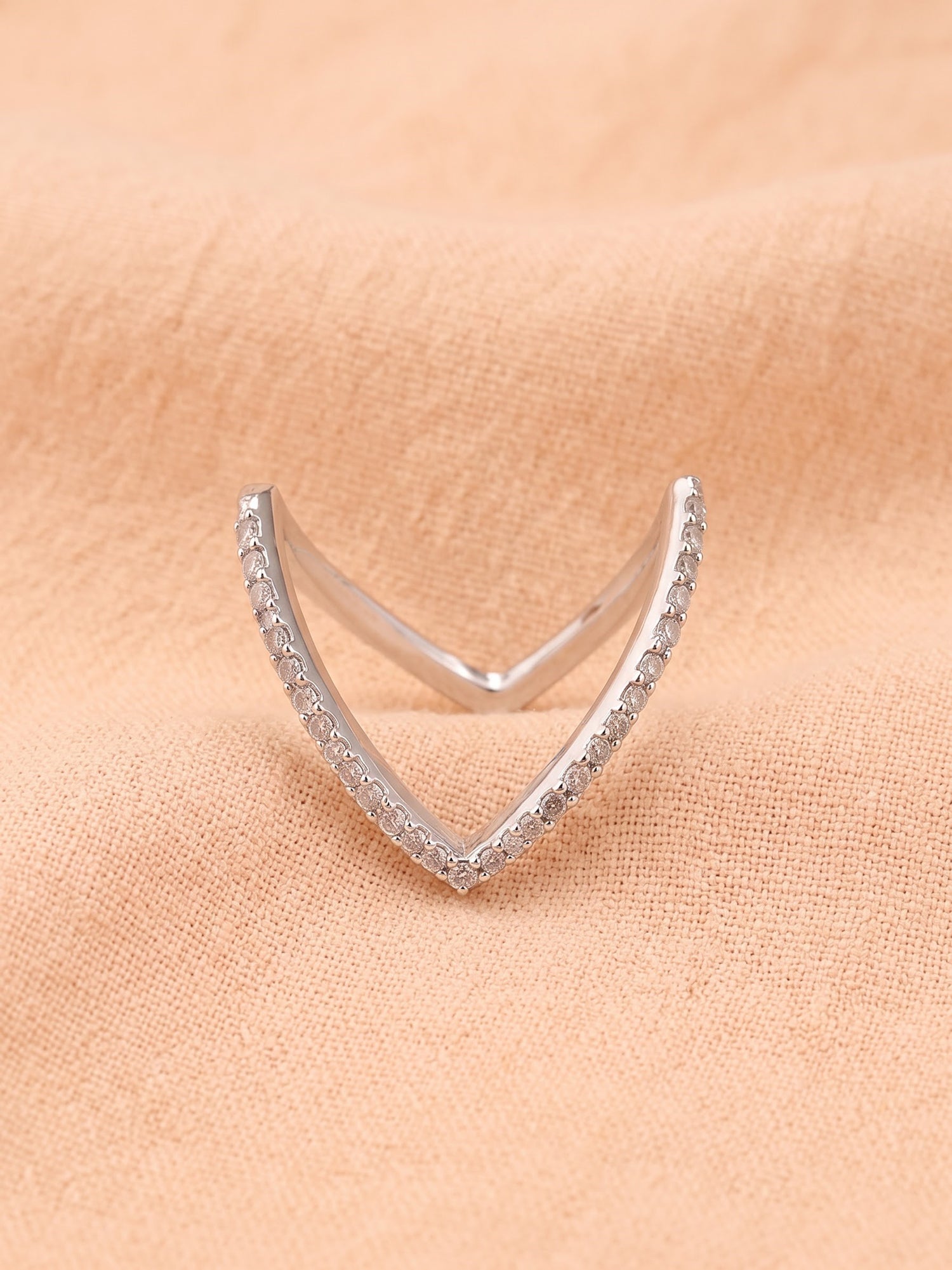 The Vertex Pavé Double-V Ring