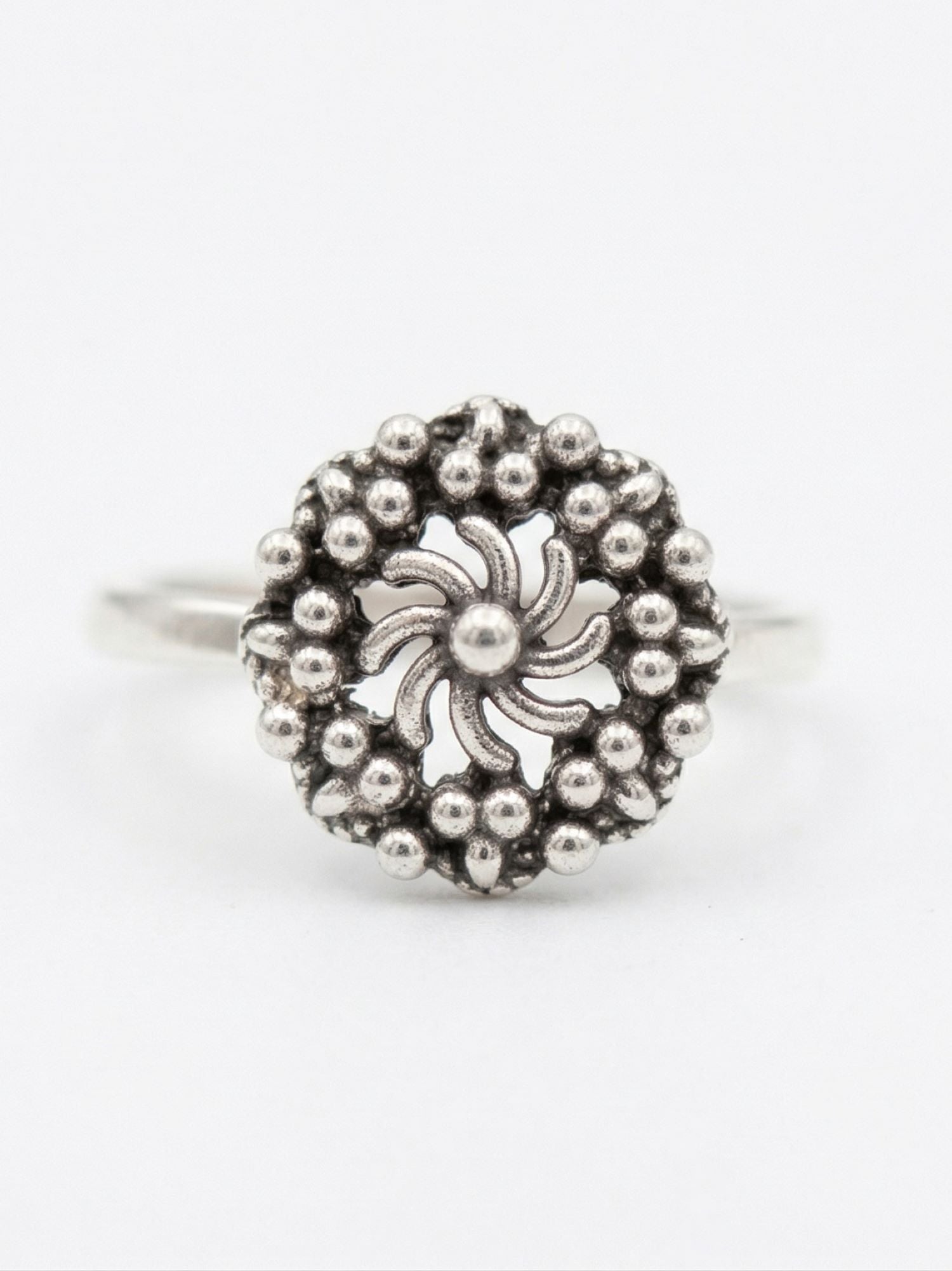 Swirl Mandala Nose Pin
