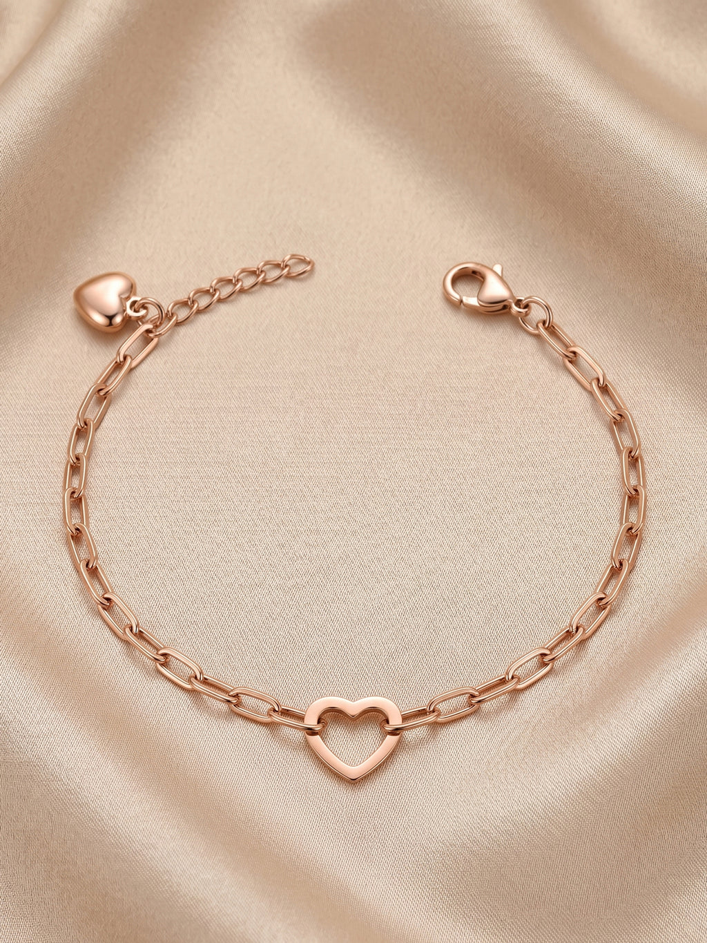 Roseate Modern Heart Paperclip Charm Bracelet