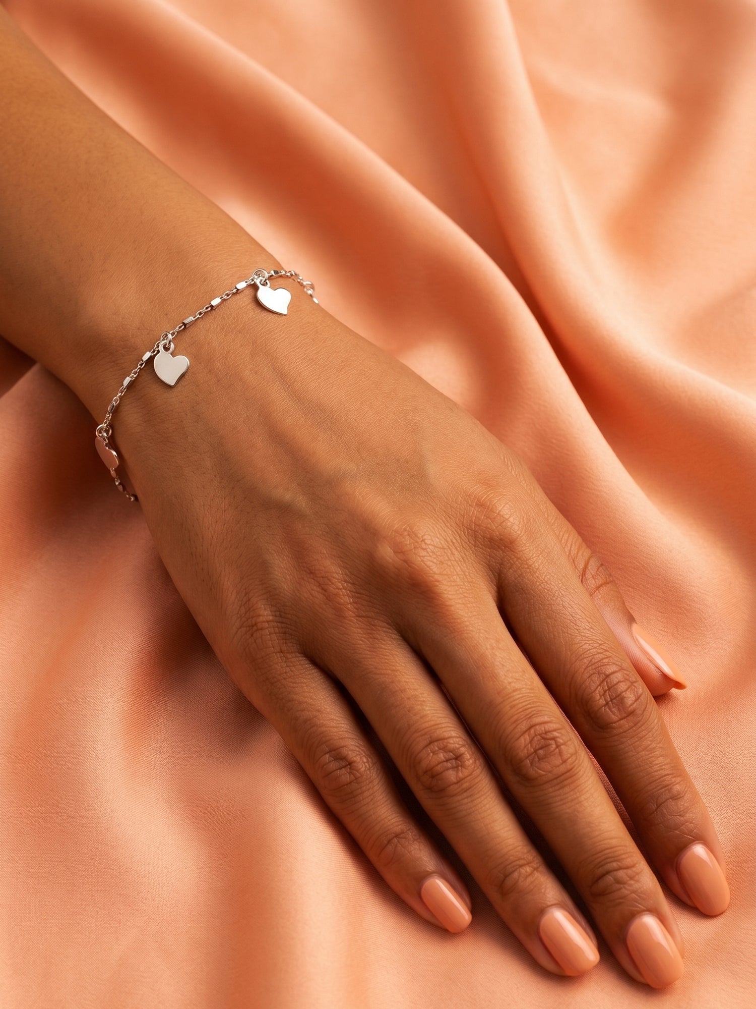 Silver Minimalist Rhythmic Heart Charm Bracelet