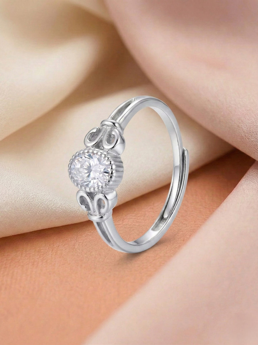 Vintage Scroll Solitaire Ring