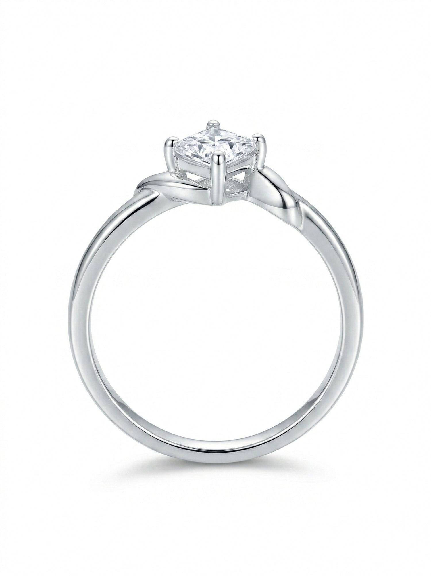 Twist-Kite Princess Solitaire Ring