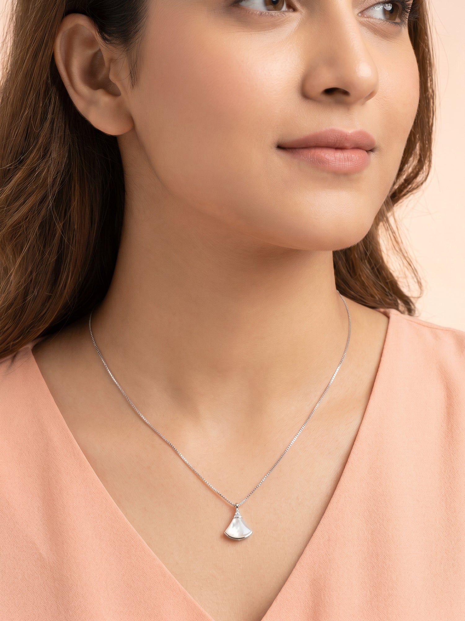 Luminous Fanfare Pendant