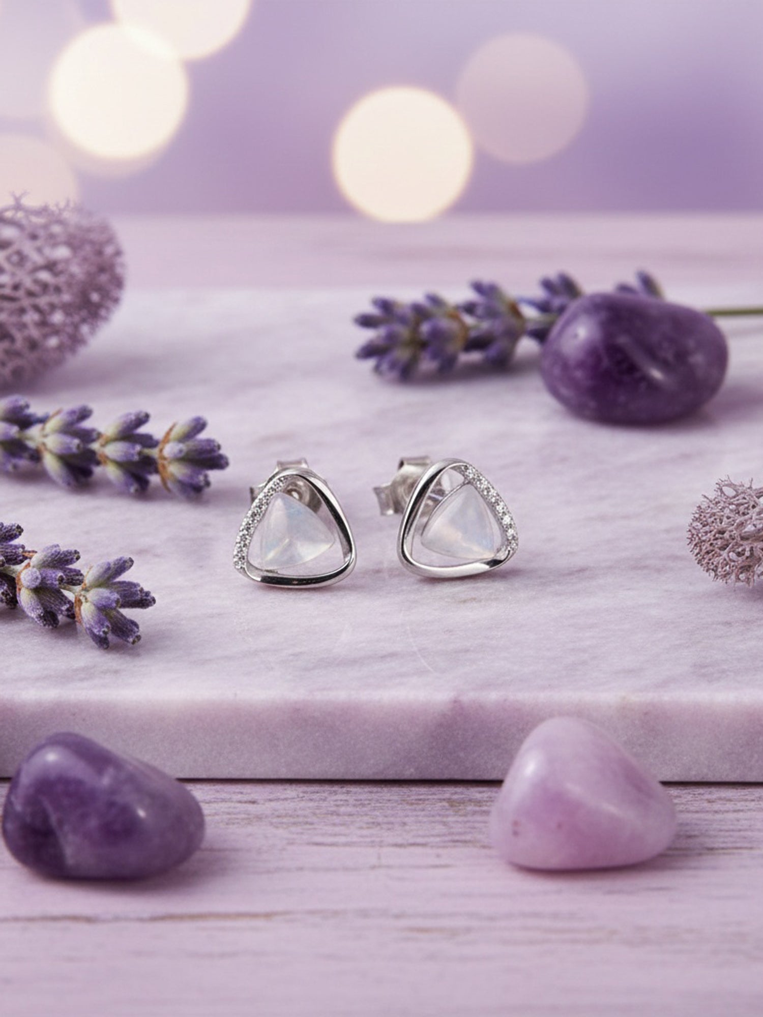 Luminous Fanfare Stud