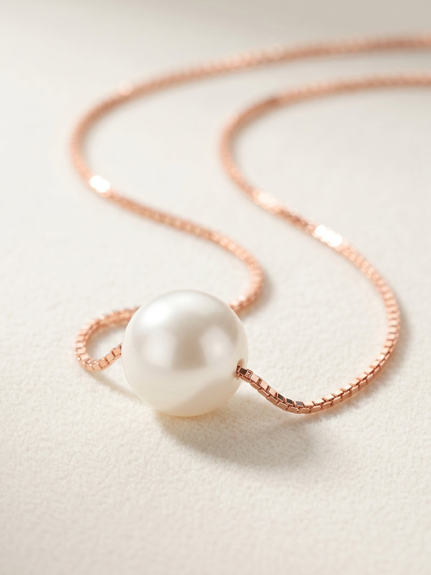 Levitating Pearl Pendant