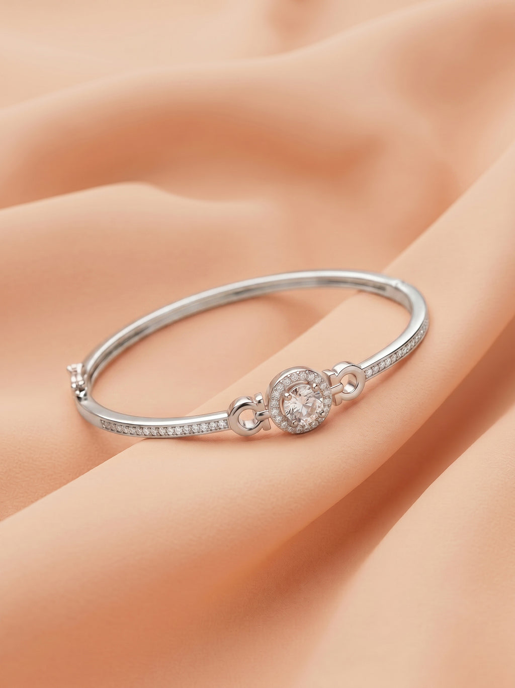 Aurelia Halo Bangle