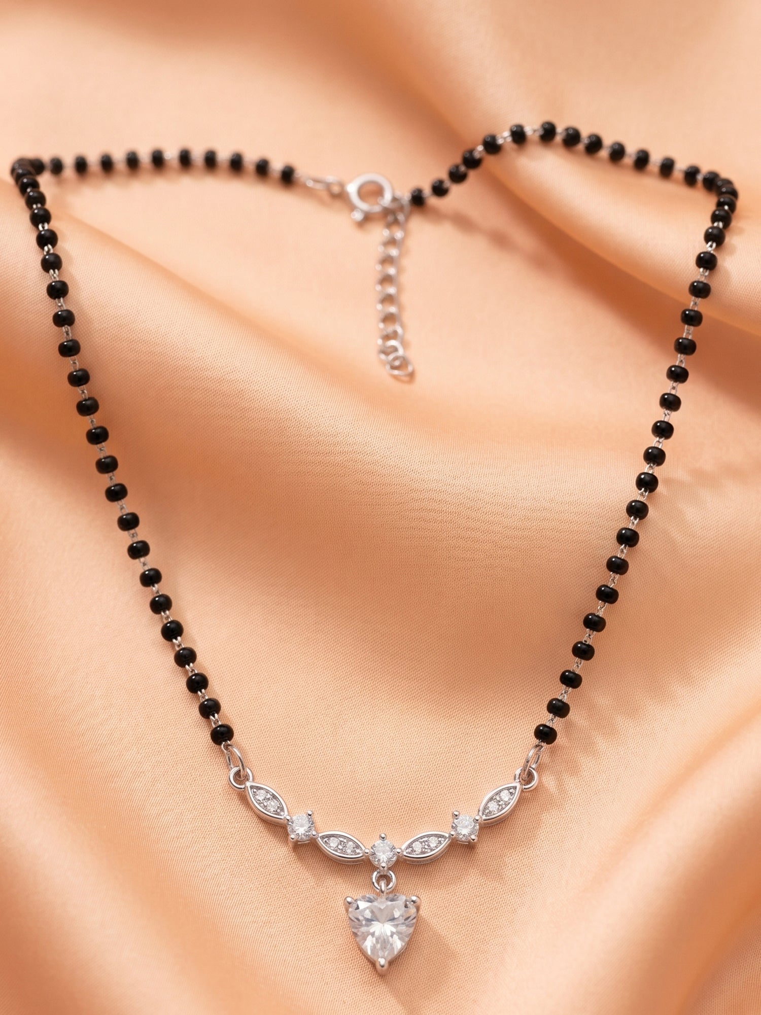 Amour Radiance Mangalsutra