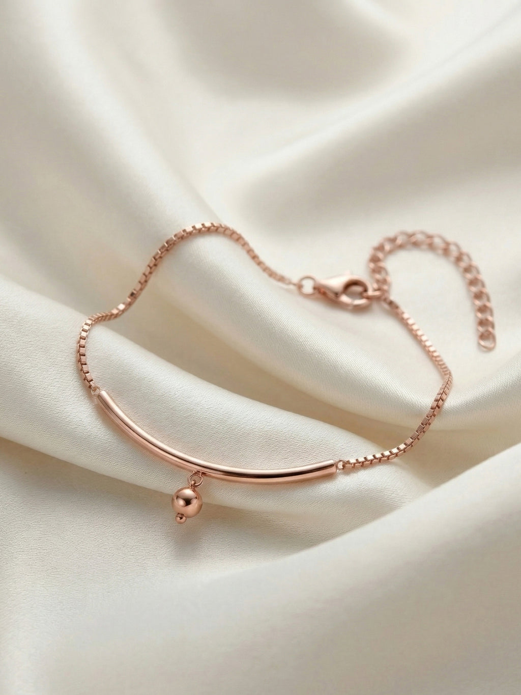 Roseate Bell Curve Box Chain Anklet
