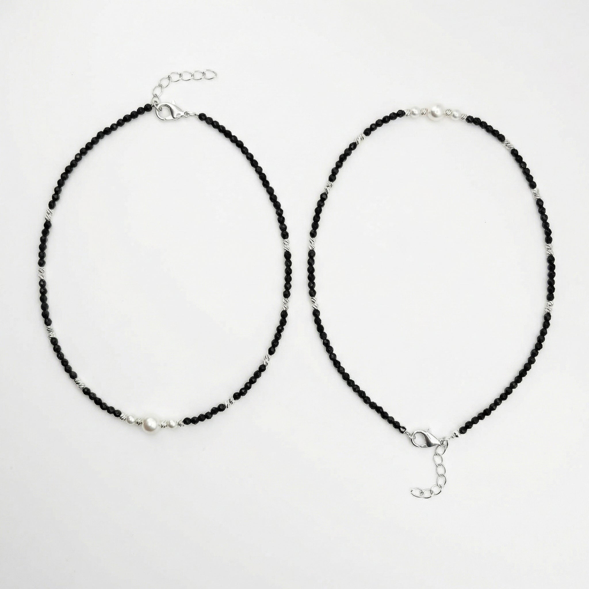 Luna Noir Anchor Anklet