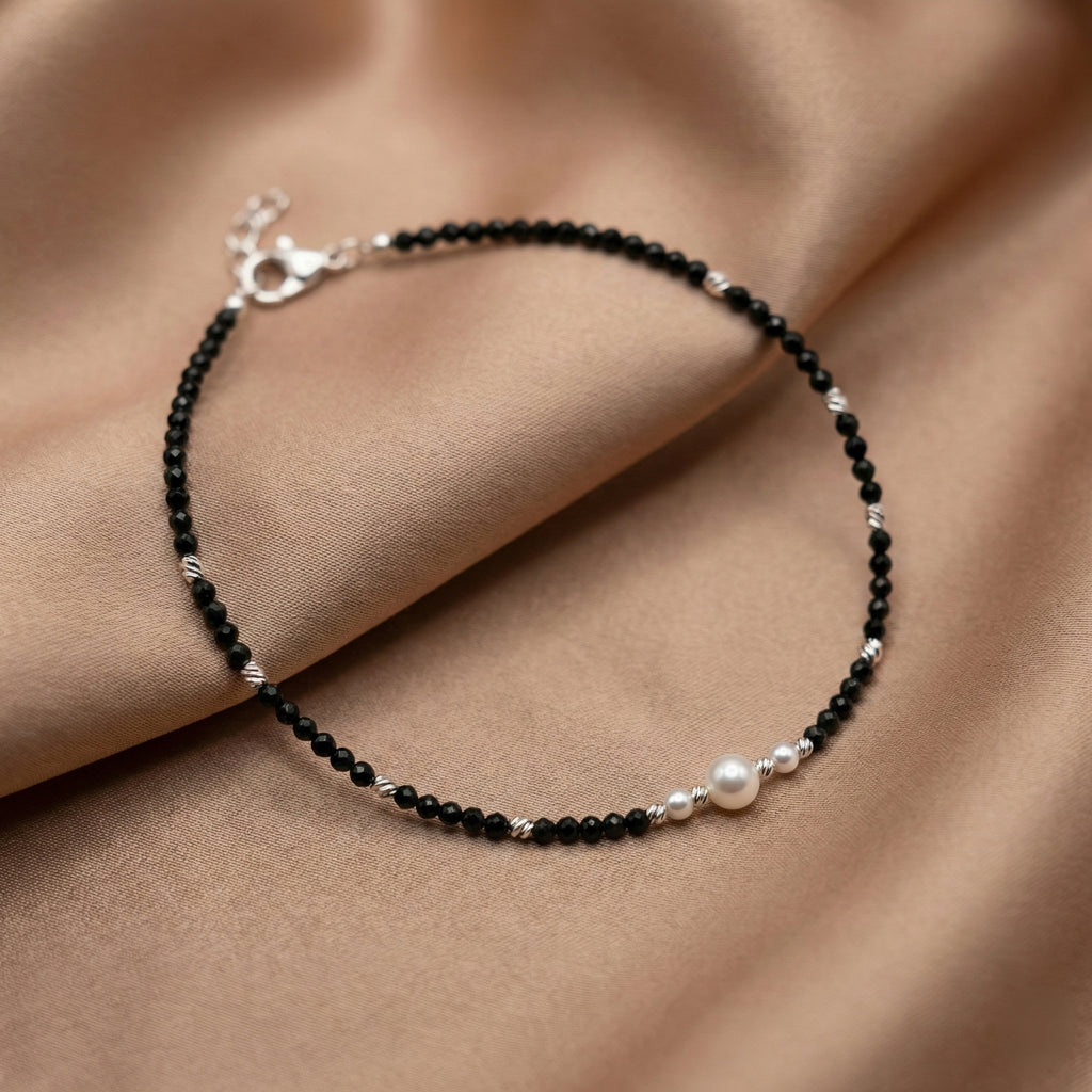 Luna Noir Anchor Anklet