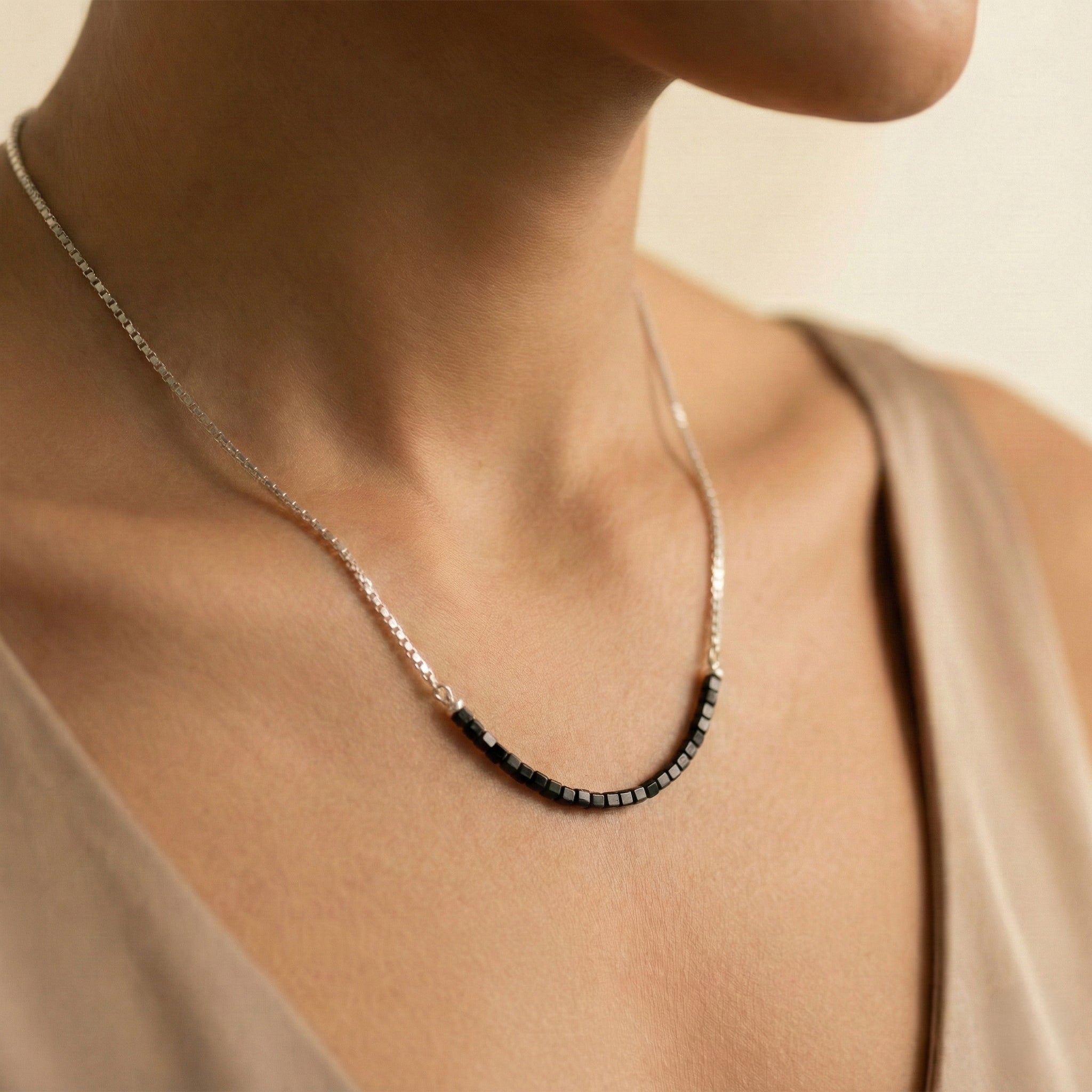 Luna Arch Mangalsutra