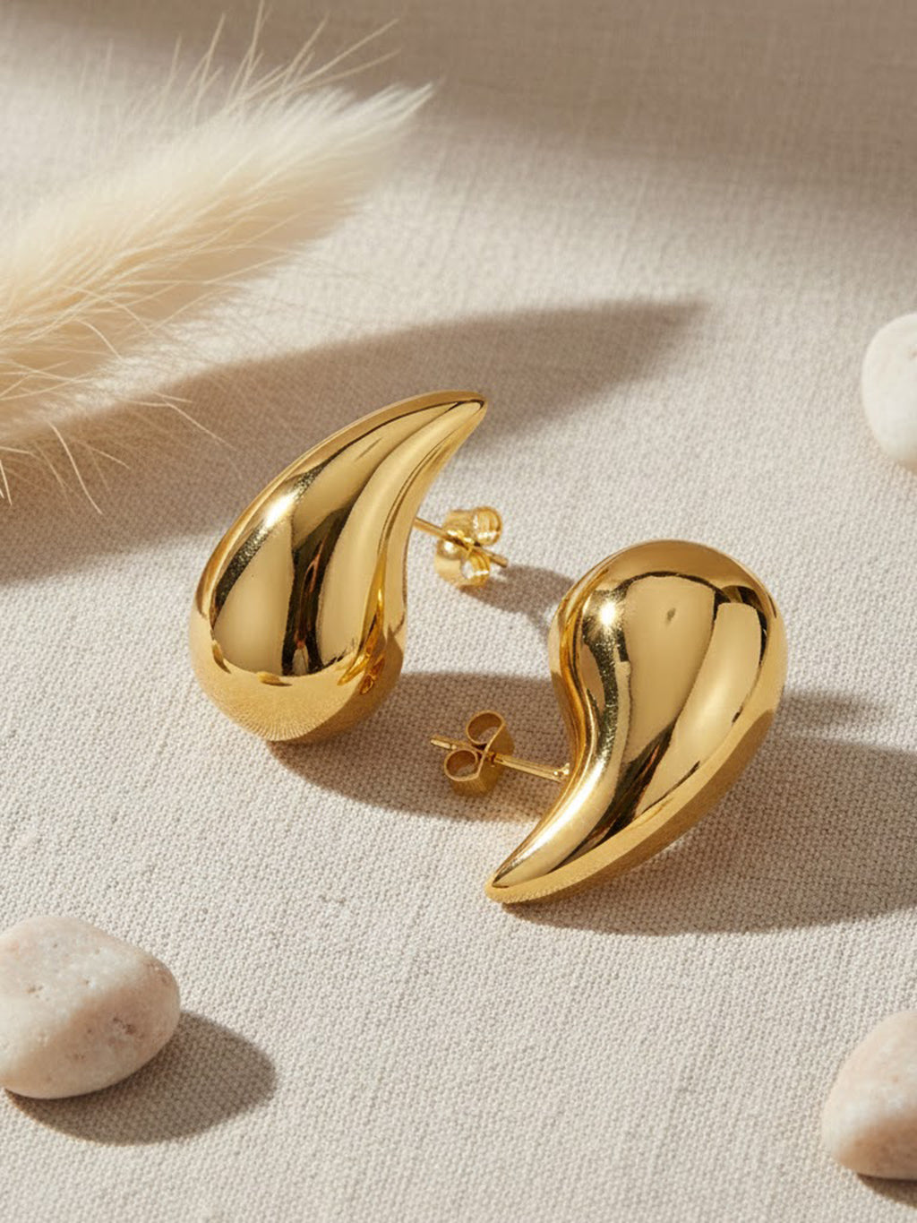 Liquid Contour Studs