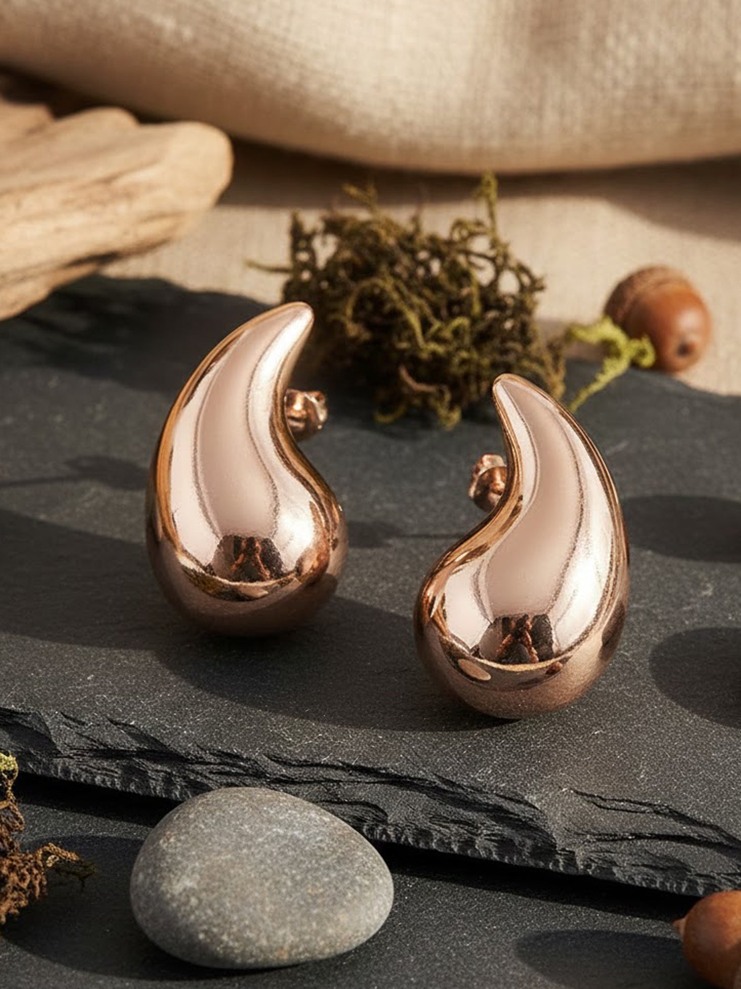 Liquid Contour Studs