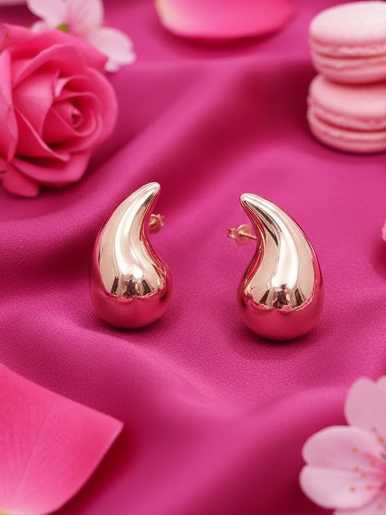 Liquid Contour Studs